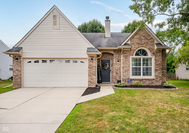 1st image of 8403 Inland Dr, Avon, IN 46123 | MLS# 22116031