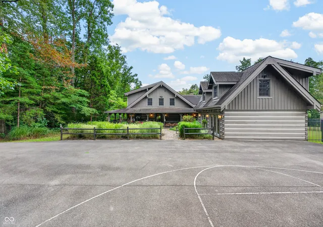 Photo 3 of Mansion for sale at 3624 State Rd 135 S, Nashville, IN 47448 | MLS# 22116041 | Listing updated on 2026-09-03