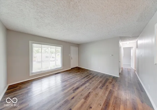 Photo 3 of Sale Pending at 316 S Kenmore Rd, Indianapolis, IN 46219 | MLS# 22116048 | Listing updated on 2026-10-07