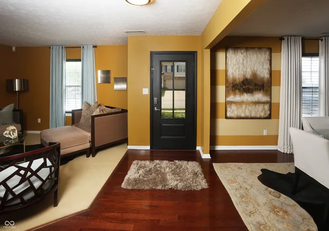 Photo 2 of Single family home for sale at 6277 Mercyside Ct, Indianapolis, IN 46236 | MLS# 22116055 | Listing updated on 2026-10-09