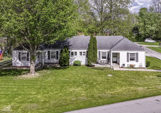 1st image of 208 Donnelly, Anderson, IN 46011 | MLS# 22116061