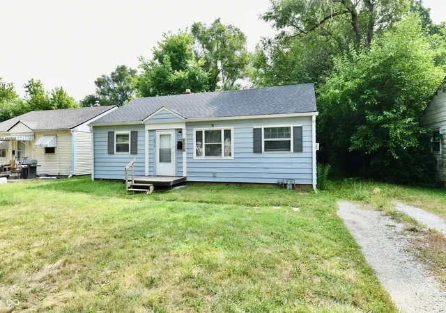 Photo 3 of Single family home for sale at 2015 Medford Ave, Indianapolis, IN 46222 | MLS# 22116084 | Listing updated on 2026-07-29