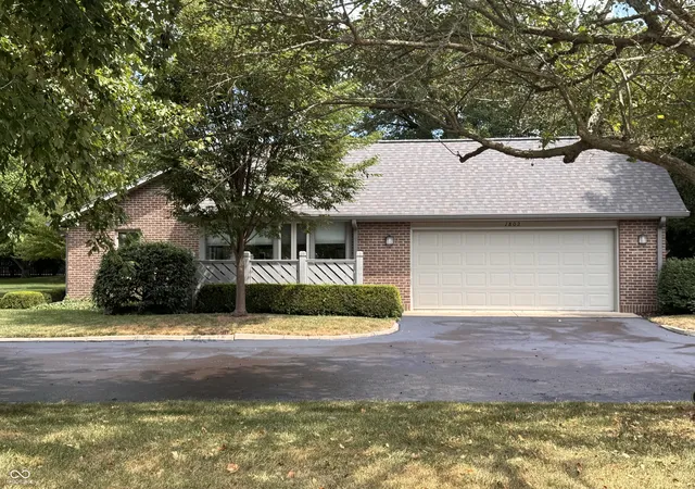 1st image of 1802 27th St, Columbus, IN 47201 | MLS# 22116098