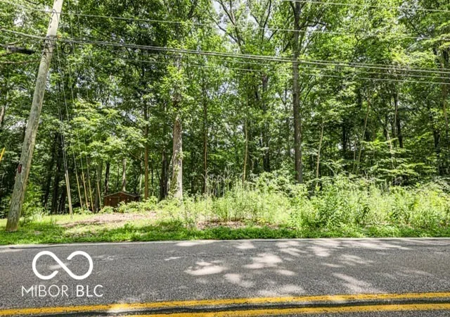 1st image of 8356 Sweetwater Dr, Nineveh, IN 46164 | MLS# 22116111
