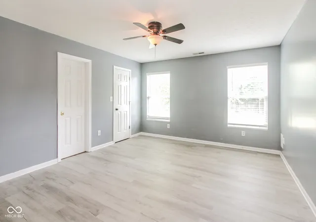 3rd image of 1079 Spring Meadow Ct, Franklin, IN 46131 | MLS# 22116115
