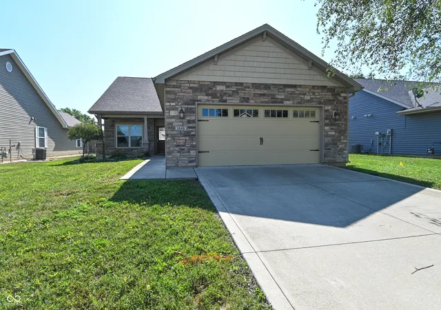 3rd image of 1648 Wynterbrooke, Kokomo, IN 46901 | MLS# 22116133