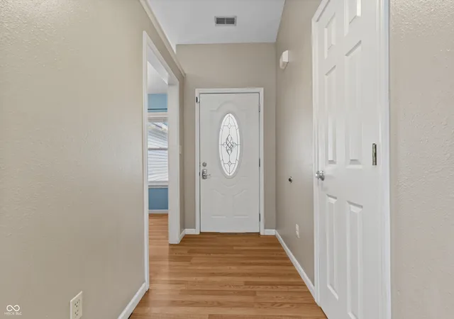 4th image of 8542 N Burbrink Dr, Columbus, IN 47201 | MLS# 22116140
