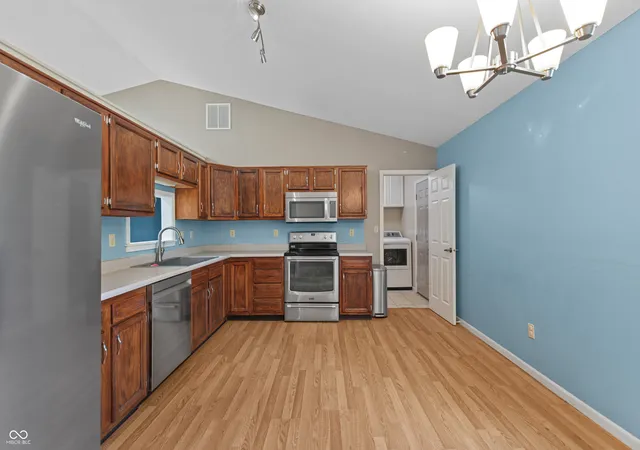 5th image of 8542 N Burbrink Dr, Columbus, IN 47201 | MLS# 22116140