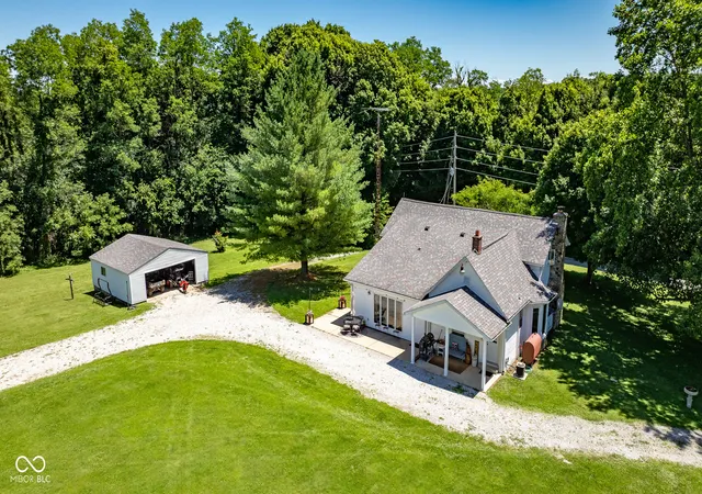 2nd image of 8108 S County Road 450 W, Reelsville, IN 46171 | MLS# 22116148