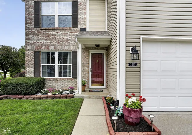 Photo 4 of Single family home for sale at 2512 Drewmatt Ln, Indianapolis, IN 46234 | MLS# 22116150 | Listing updated on 2026-10-01