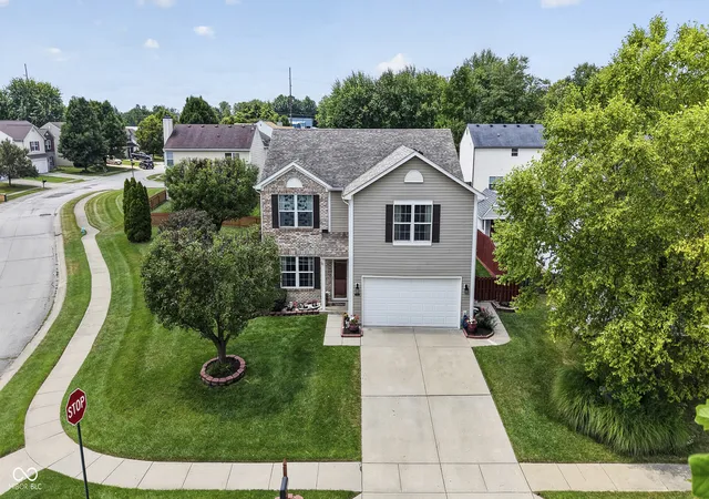 Photo 1 of Single family home for sale at 2512 Drewmatt Ln, Indianapolis, IN 46234 | MLS# 22116150 | Listing updated on 2026-10-01