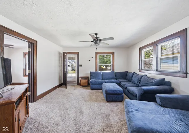 5th image of 917 W Marsh St, Muncie, IN 47303 | MLS# 22116156