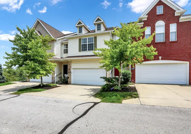 Photo 2 of Condo for sale at 11455 Clay Hl Ln #104, Fishers, IN 46037 | MLS# 22116157 | Listing updated on 2026-08-20