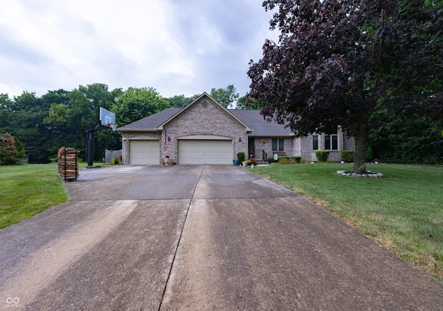2nd image of 4280 Tattersall Dr, Plainfield, IN 46168 | MLS# 22116171