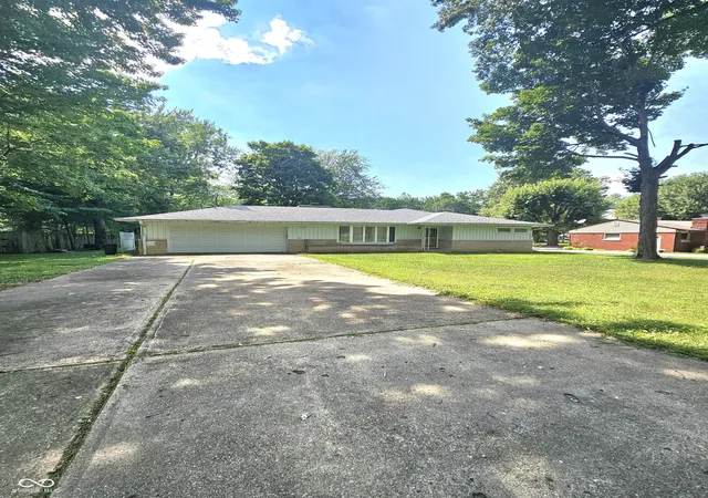 Photo 1 of Single family home for sale at 7440 Griffith Rd, Indianapolis, IN 46227 | MLS# 22116173 | Listing updated on 2026-08-26