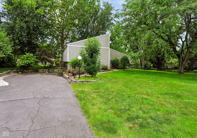 Photo 4 of Single family home for sale at 5830 Elderberry Rd, Noblesville, IN 46062 | MLS# 22116179 | Listing updated on 2026-09-22