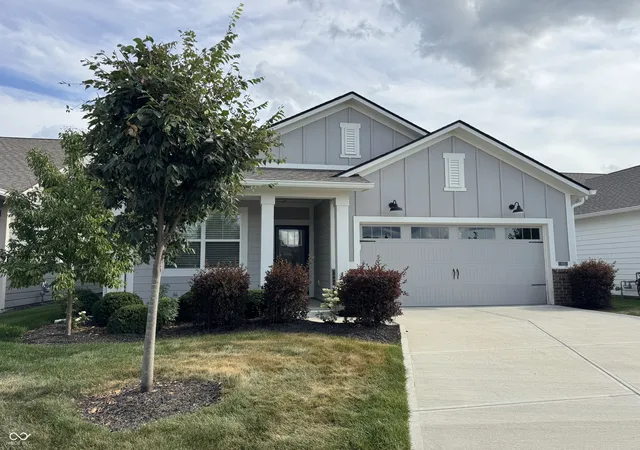 Single family home for sale at 805 Sapp Cir, Westfield, IN 46074 | MLS# 22116184