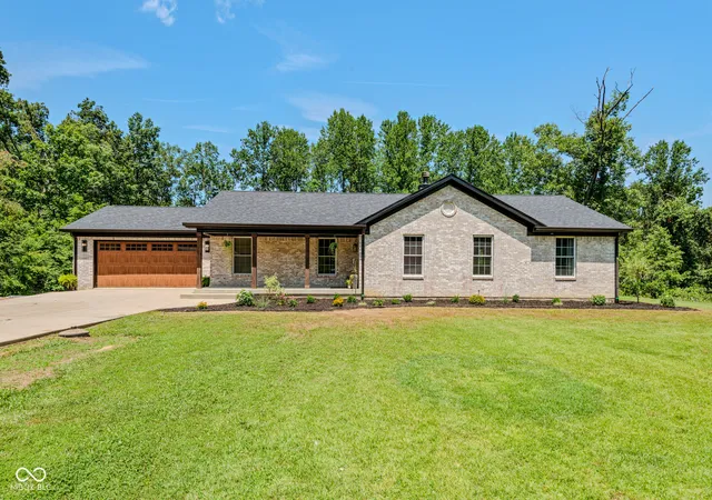 1st image of 8486 W Georgetown, Columbus, IN 47201 | MLS# 22116186