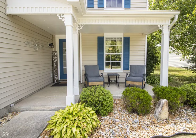 3rd image of 1012 Maple Run Dr, Sheridan, IN 46069 | MLS# 22116192