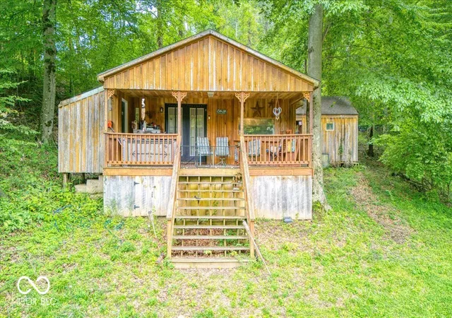 Photo 3 of Single family home for sale at 8850 S Ayres Dr, Nineveh, IN 46164 | MLS# 22116199 | Listing updated on 2026-10-03