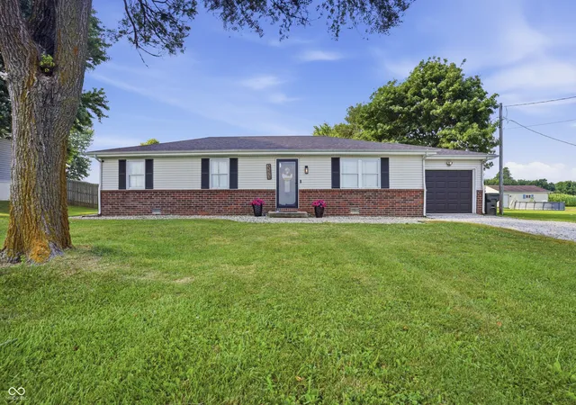 1st image of 3373 W County Road 650 S, Clayton, IN 46118 | MLS# 22116210