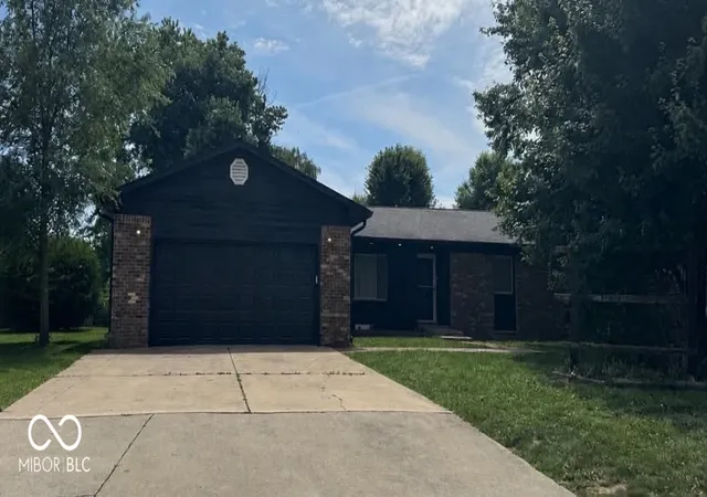 Single family home for sale at 6335 E State Rd 144, Mooresville, IN 46158 | MLS# 22116211