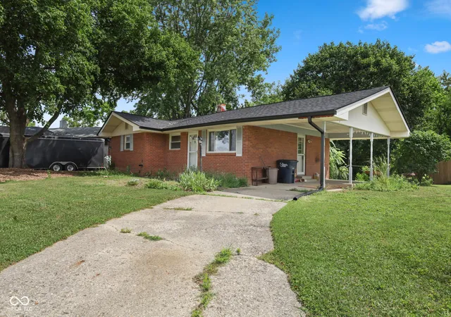 3rd image of 9 Kiefer Ct, Beech Grove, IN 46107 | MLS# 22116226