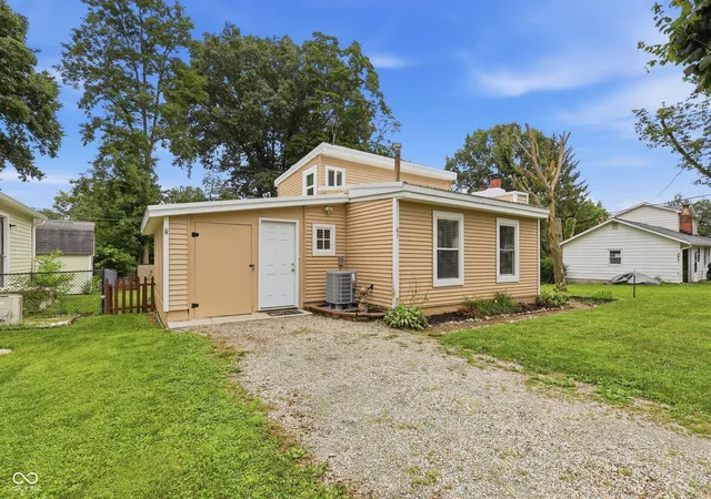 1st image of 67 Miami Dr, Noblesville, IN 46062 | MLS# 22116237