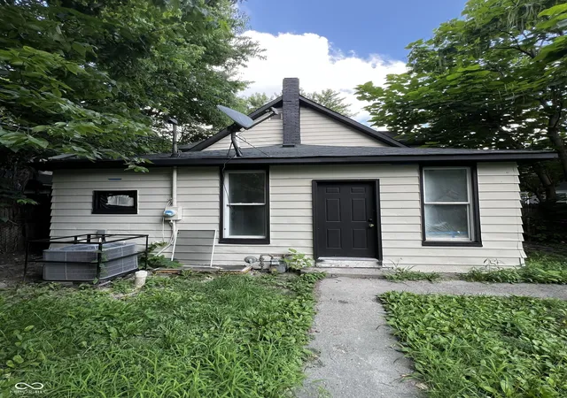 Photo 2 of Single family home for sale at 406 N Denny, Indianapolis, IN 46201 | MLS# 22116243 | Listing updated on 2026-07-24