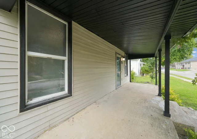 Photo 2 of Single family home for sale at 348 W Wiley St, Greenwood, IN 46142 | MLS# 22116257 | Listing updated on 2026-10-02