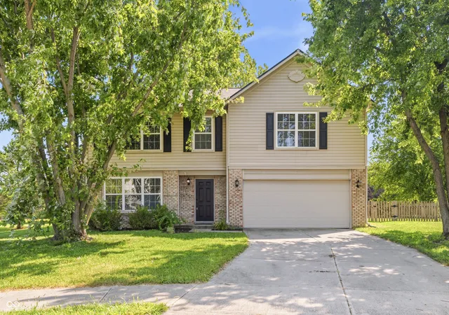 Photo 1 of Single family home for sale at 4057 Rachel Ln, Carmel, IN 46033 | MLS# 22116272 | Listing updated on 2026-09-04