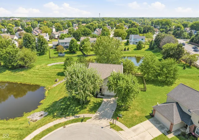 Photo 2 of Single family home for sale at 4057 Rachel Ln, Carmel, IN 46033 | MLS# 22116272 | Listing updated on 2026-09-04