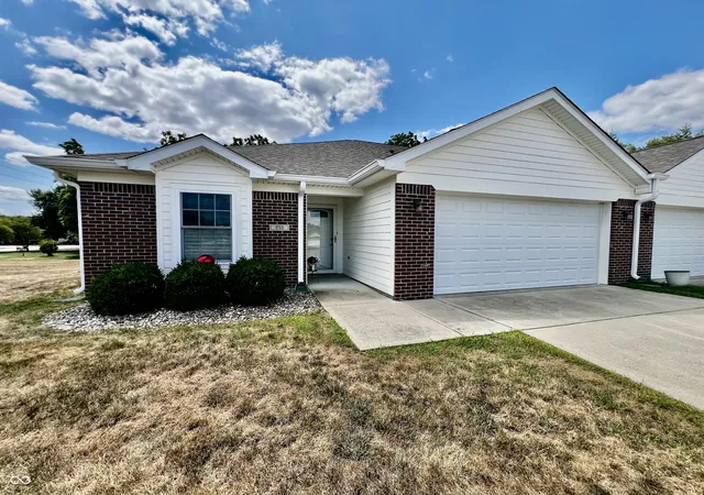 1st image of 1713 Senior Ct, Shelbyville, IN 46176 | MLS# 22116277
