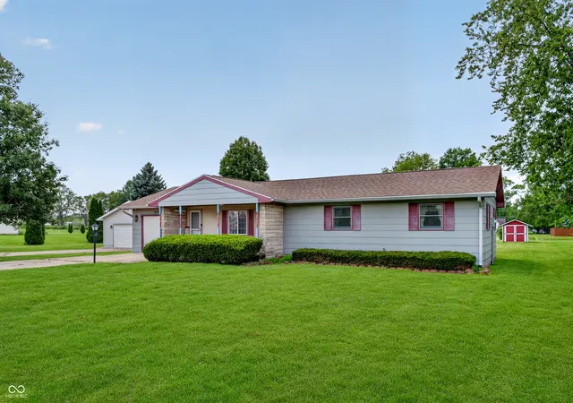 3rd image of 8505 S Bronco Dr, Daleville, IN 47334 | MLS# 22116289