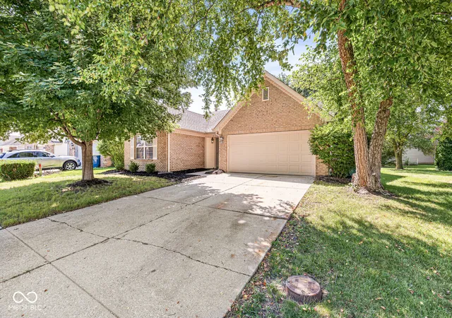 2nd image of 7155 Woodgate Dr, Fishers, IN 46038 | MLS# 22116294