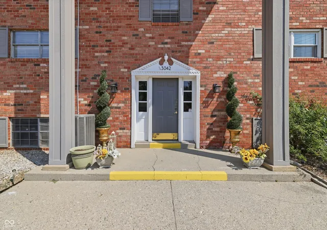 Photo 1 of Condo for sale at 3042 Lake Shore Dr #D, Indianapolis, IN 46205 | MLS# 22116303 | Listing updated on 2026-09-07