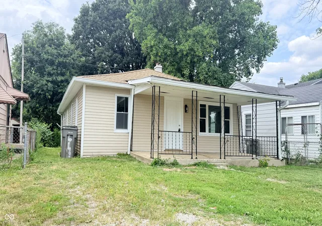 1st image of 610 S Arlington Ave, Indianapolis, IN 46219 | MLS# 22116329