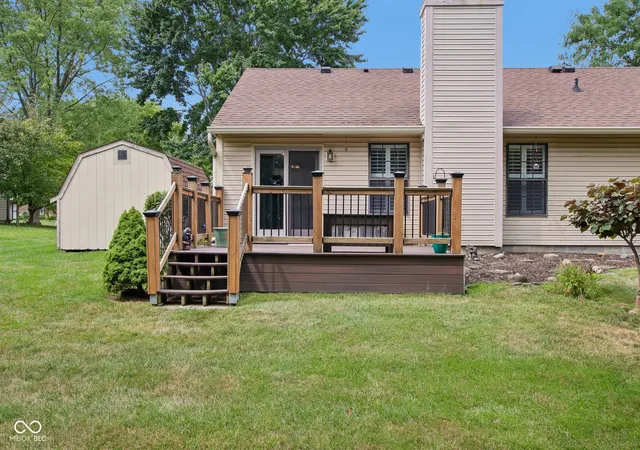 Photo 1 of Single family home for sale at 5733 Pine Knoll Blvd, Noblesville, IN 46062 | MLS# 22116350 | Listing updated on 2026-10-01