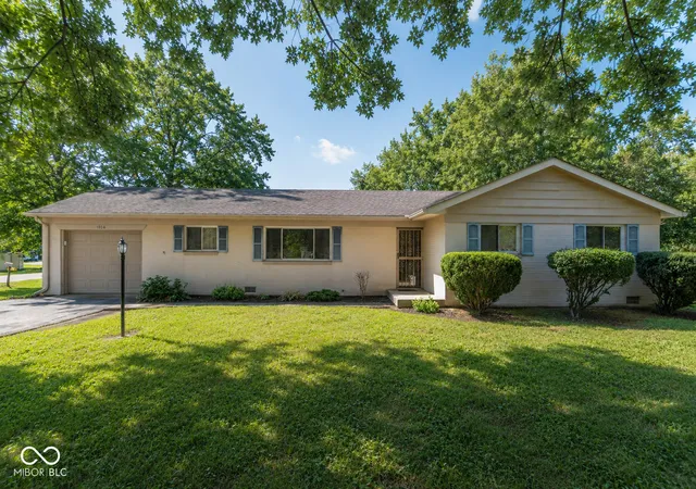 1st image of 1026 Price Rd, Avon, IN 46123 | MLS# 22116354
