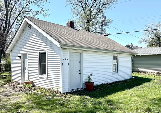 1st image of 255 Yoke St, Indianapolis, IN 46225 | MLS# 22116377