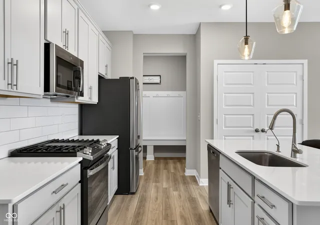 5th image of 9703 Parkhurst Xing, Mc Cordsville, IN 46055 | MLS# 22116381