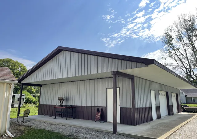 Photo 3 of Single family home for sale at 3084 E Webster St, Rosedale, IN 47874 | MLS# 22116397 | Listing updated on 2026-09-21