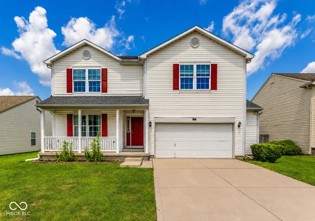 Photo 1 of Single family home for sale at 711 Bluff Crk Dr, Fortville, IN 46040 | MLS# 22116399 | Listing updated on 2026-08-05