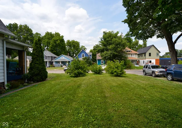 11th image of 947 W 34th St, Indianapolis, IN 46208 | MLS# 22116410