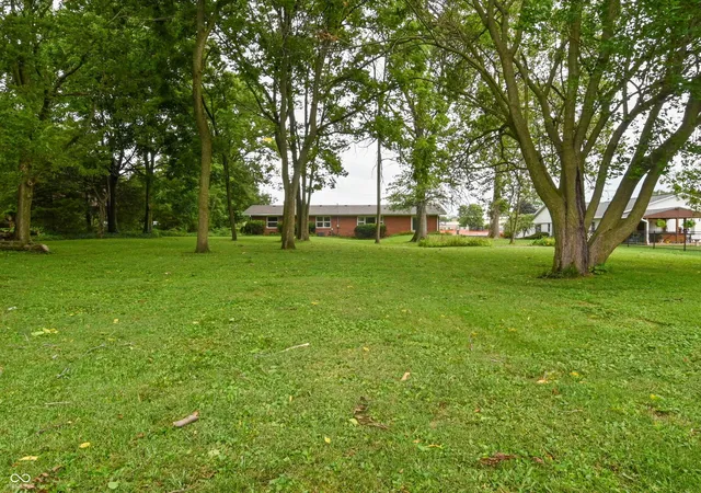 Photo 3 of Single family home for sale at 7543 E 71st Street, Indianapolis, IN 46256 | MLS# 22116436 | Listing updated on 2026-08-26