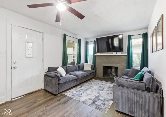 Photo 3 of Single family home for sale at 415 S Arlington Ave, Indianapolis, IN 46219 | MLS# 22116440 | Listing updated on 2026-09-30