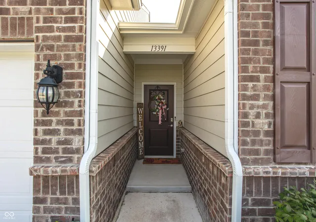 Photo 3 of Sale Pending at 13391 N Carefree Ct, Camby, IN 46113 | MLS# 22116444 | Listing updated on 2026-10-03
