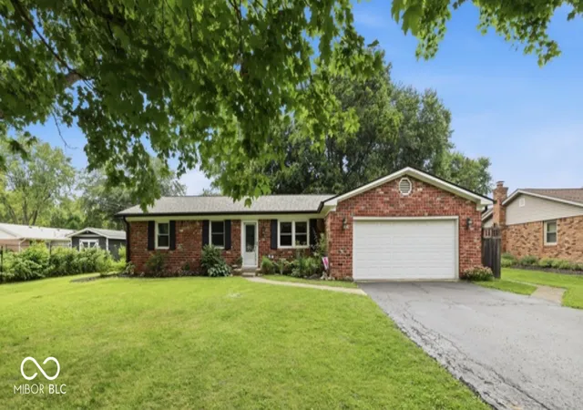 1st image of 770 Maple Ln, Westfield, IN 46074 | MLS# 22116453