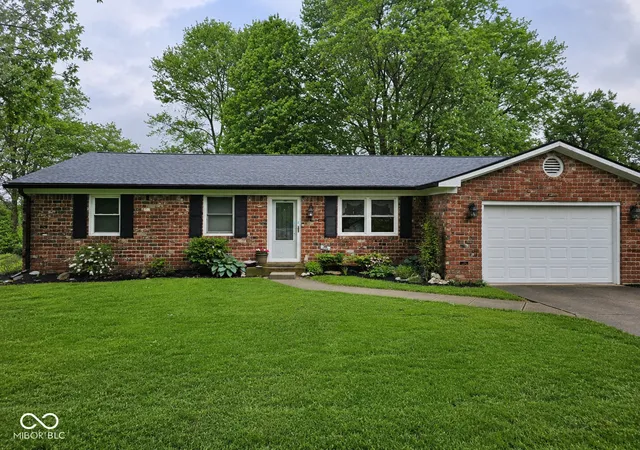 2nd image of 770 Maple Ln, Westfield, IN 46074 | MLS# 22116453