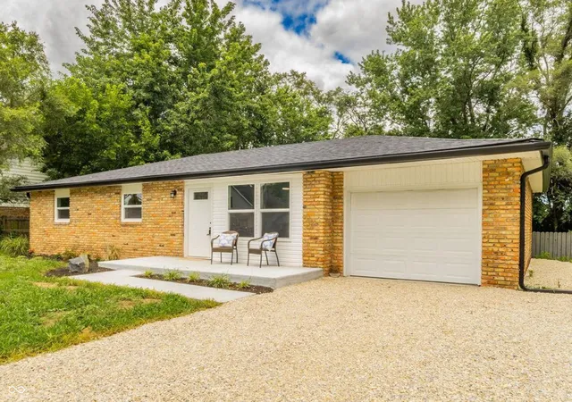 1st image of 106 E Babb Rd, Eaton, IN 47338 | MLS# 22116456